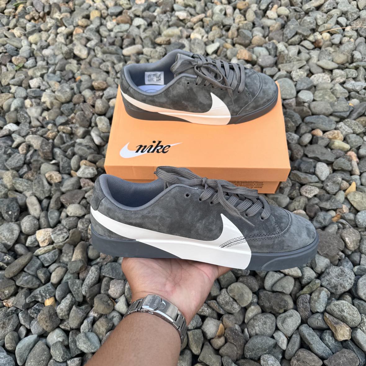 Blazer Jumbo 77 Low Suede (GRAY)