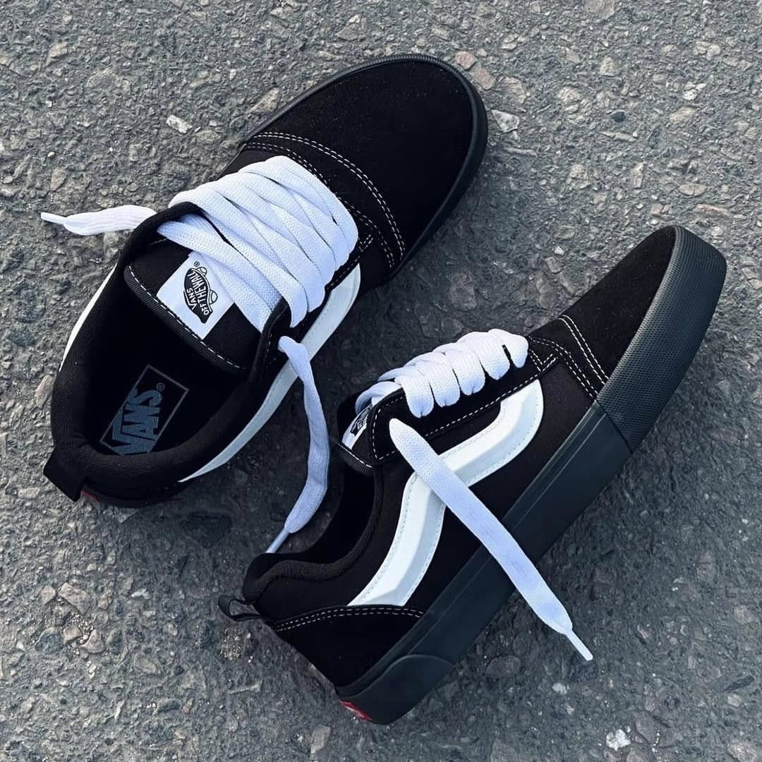 VANS KNU (BLACK)