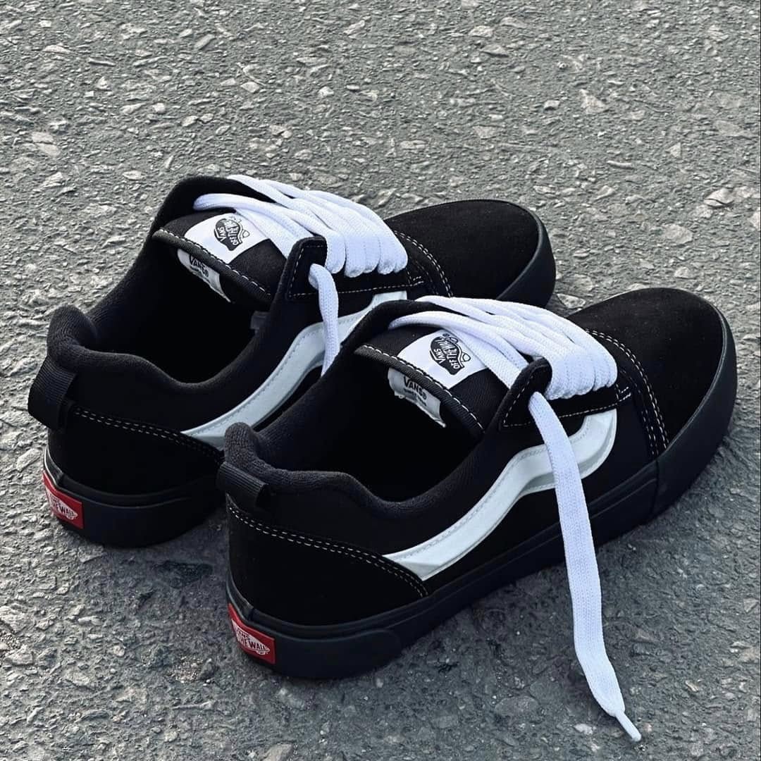 VANS KNU (BLACK)