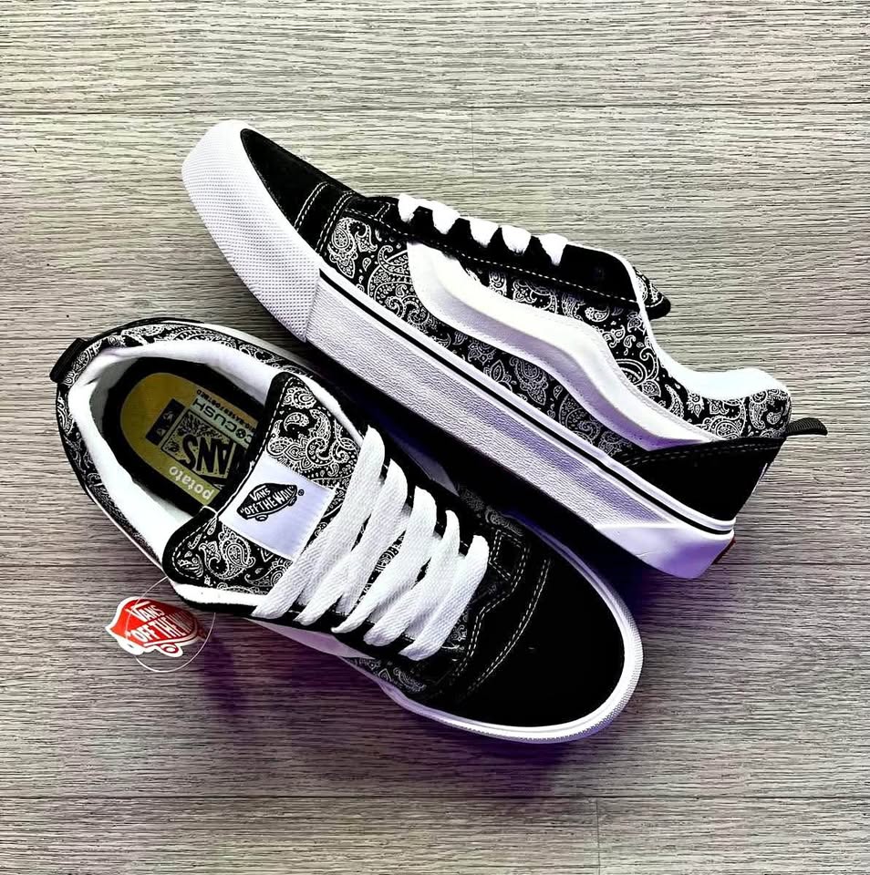 VANS KNU (BANDANA)