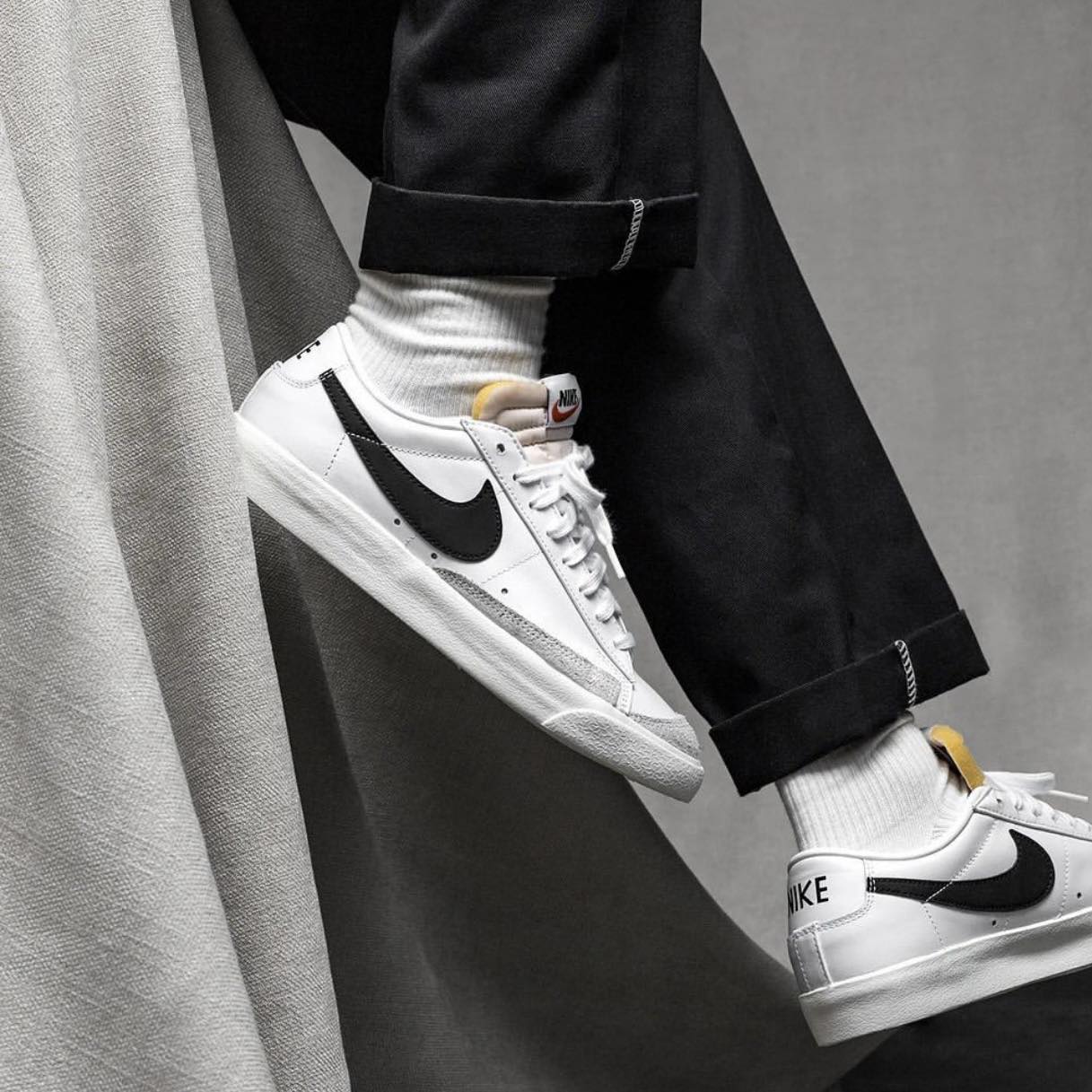 Blazer Jumbo 77 Low (WHITE BLACK)
