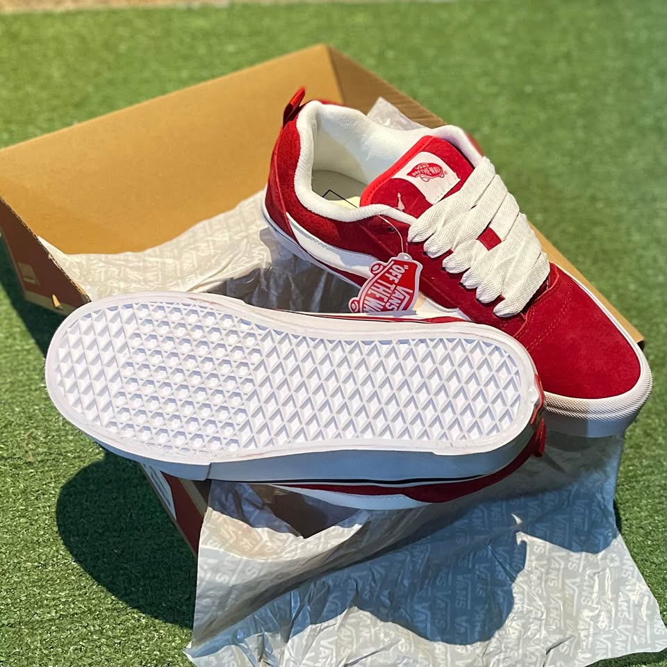VANS KNU (BIG RED)