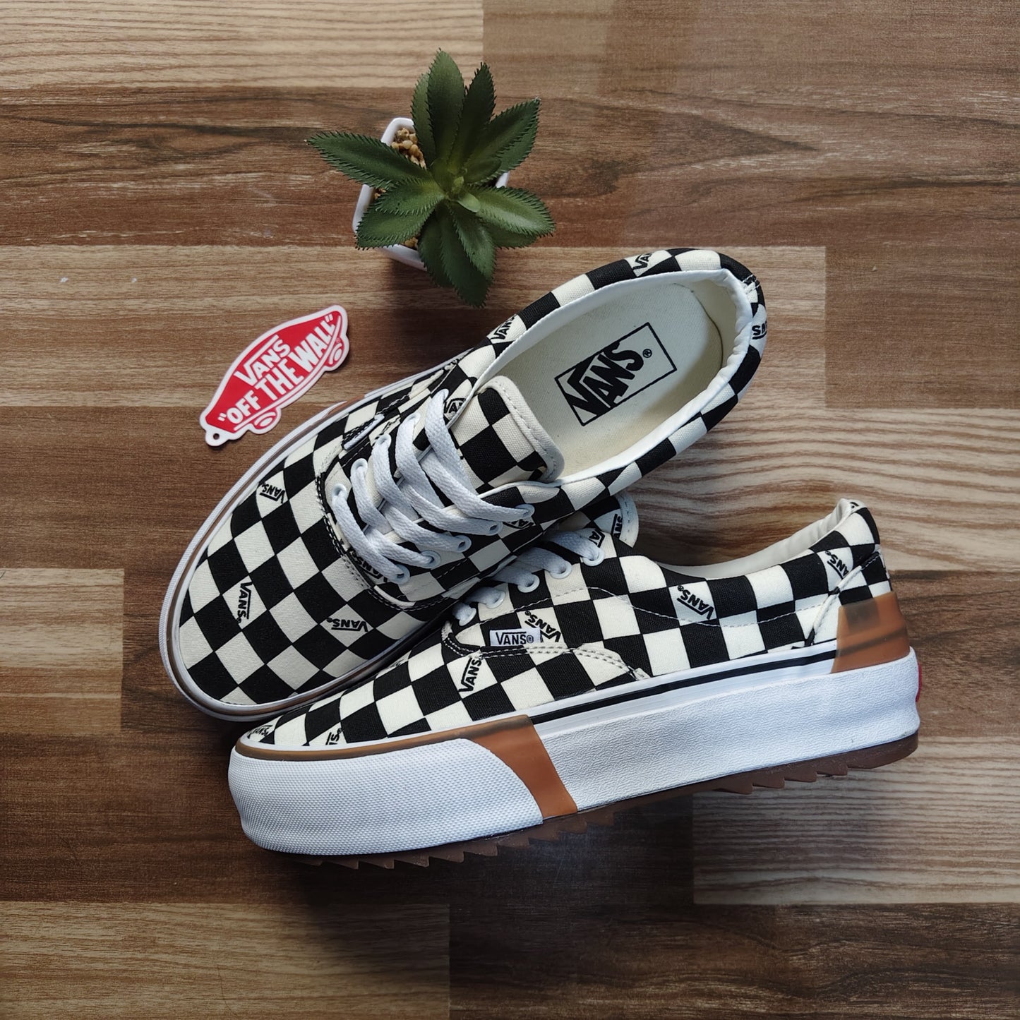 VANS OLD SKOOL STACKED (CHECKERED)