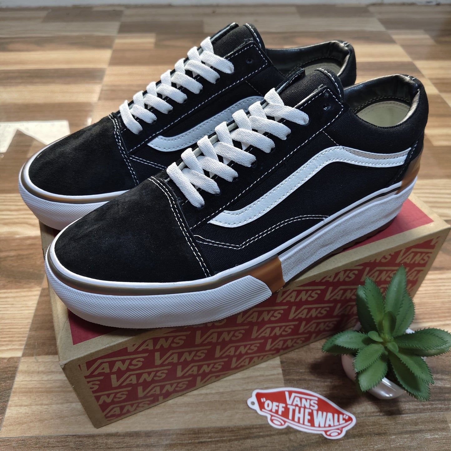 VANS OLD SKOOL STACKED (BLACK - WHITE)